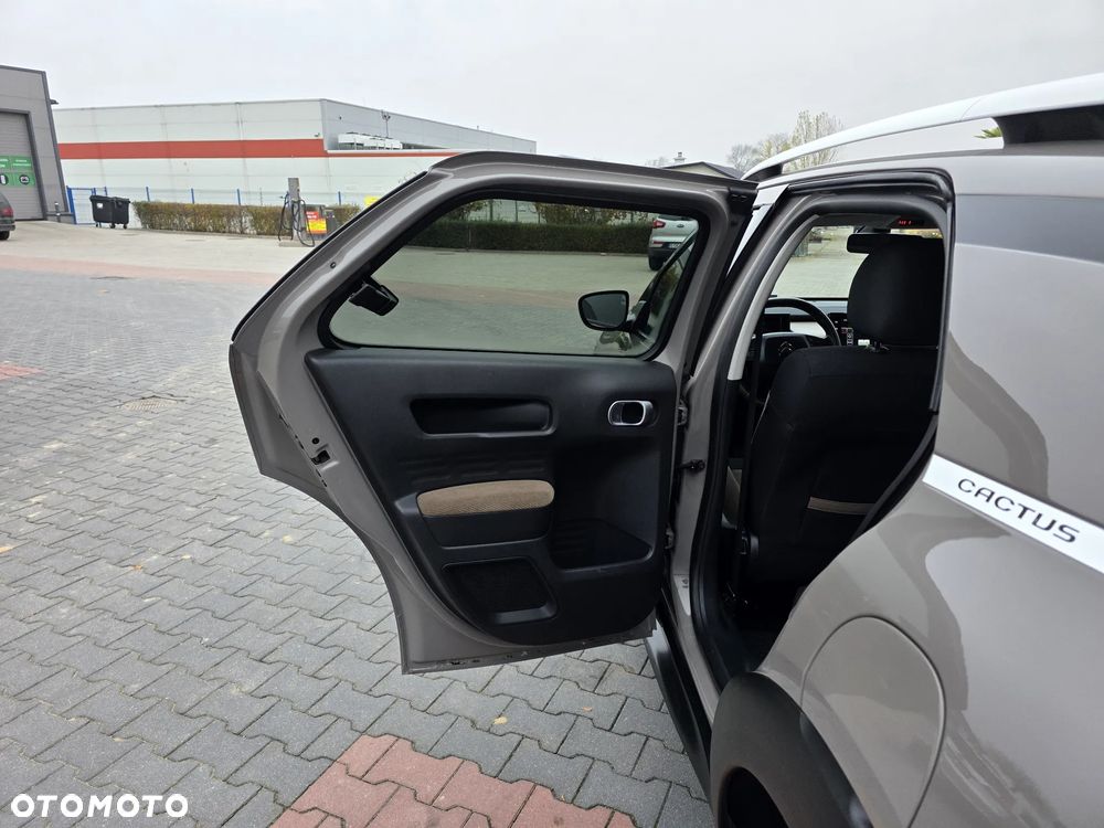 Citroën C4 Cactus 1.2 PureTech Shine Edition S&S - 10