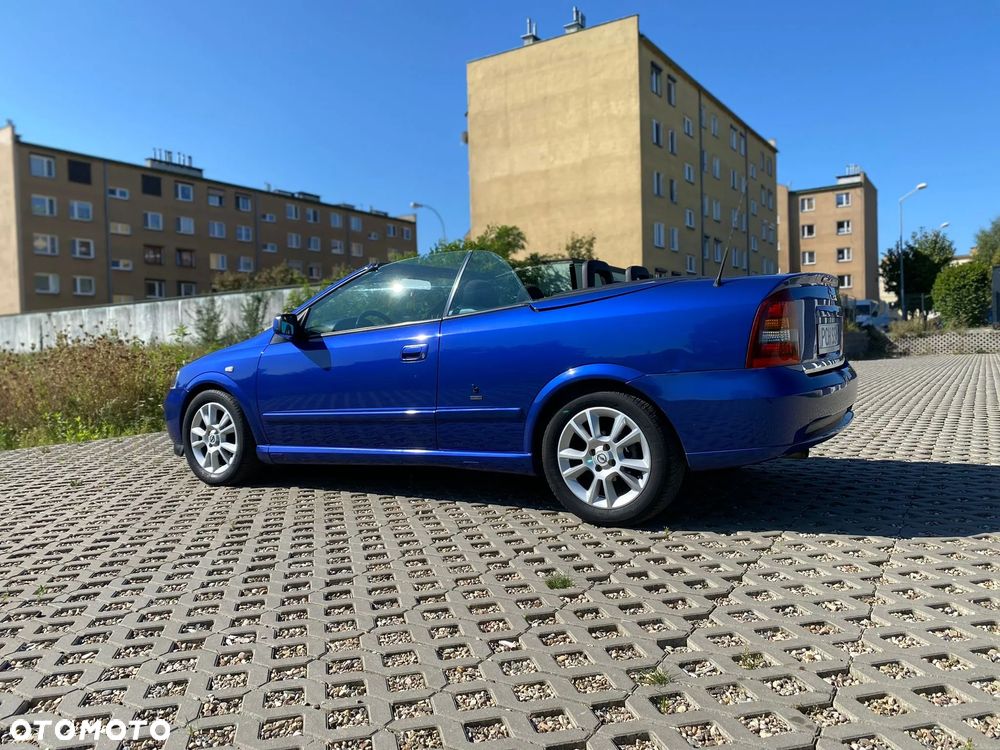 Opel Astra 1.6 Sportive - 5