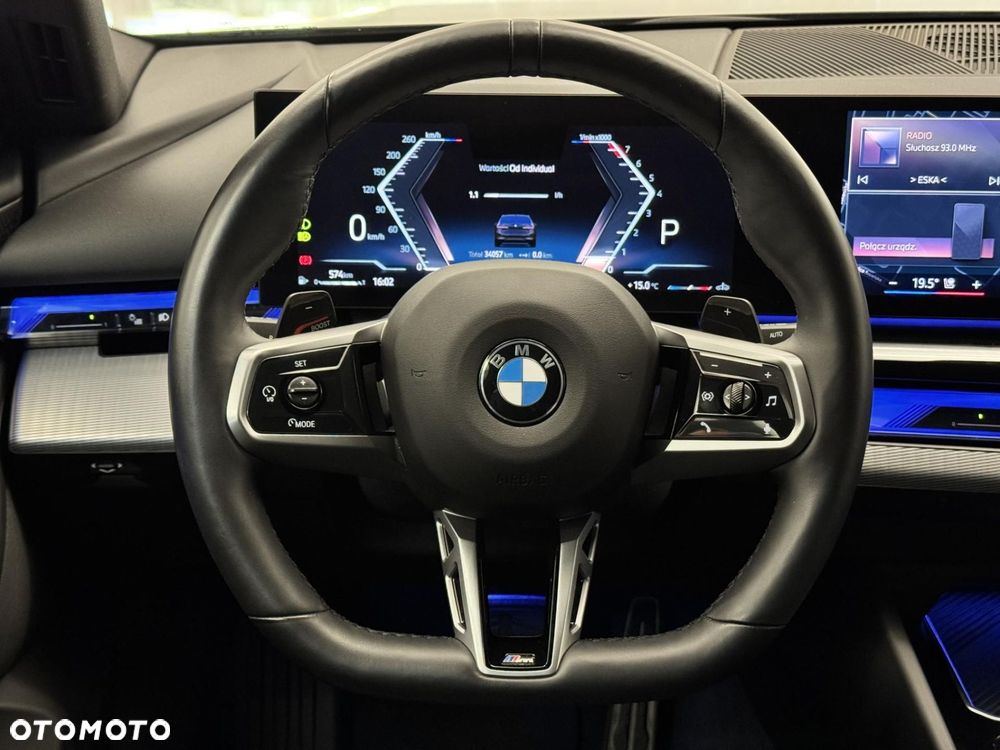 BMW Seria 5 - 35
