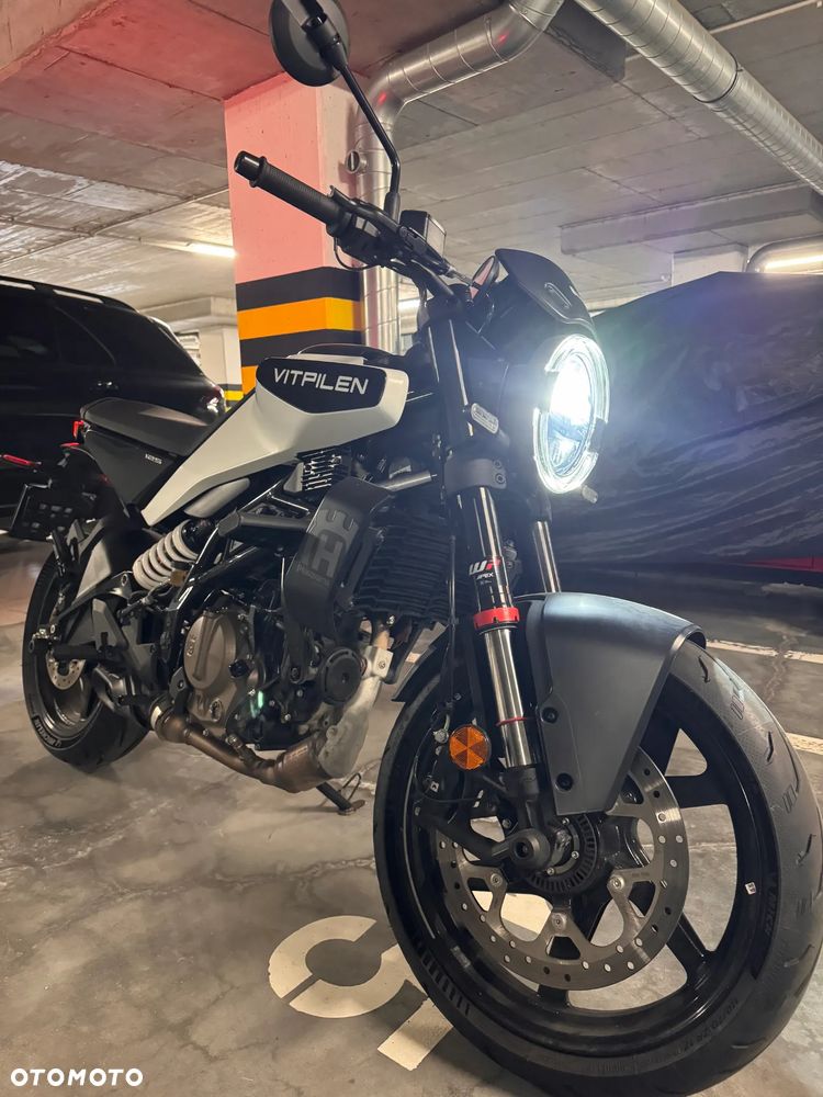Husqvarna Vitpilen - 7