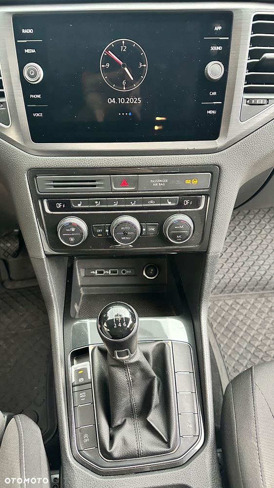 Volkswagen Golf Sportsvan VII SV 1.5 TSI ACT Comfortline - 12