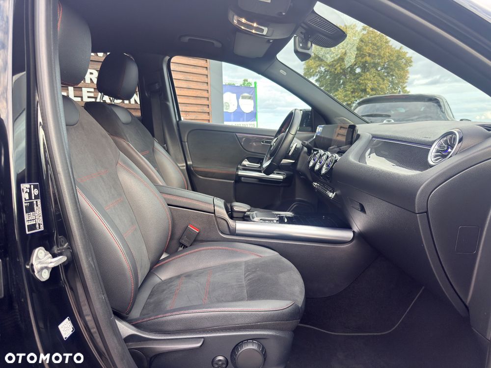 Mercedes-Benz GLA 200 d 8G-DCT AMG Line - 19