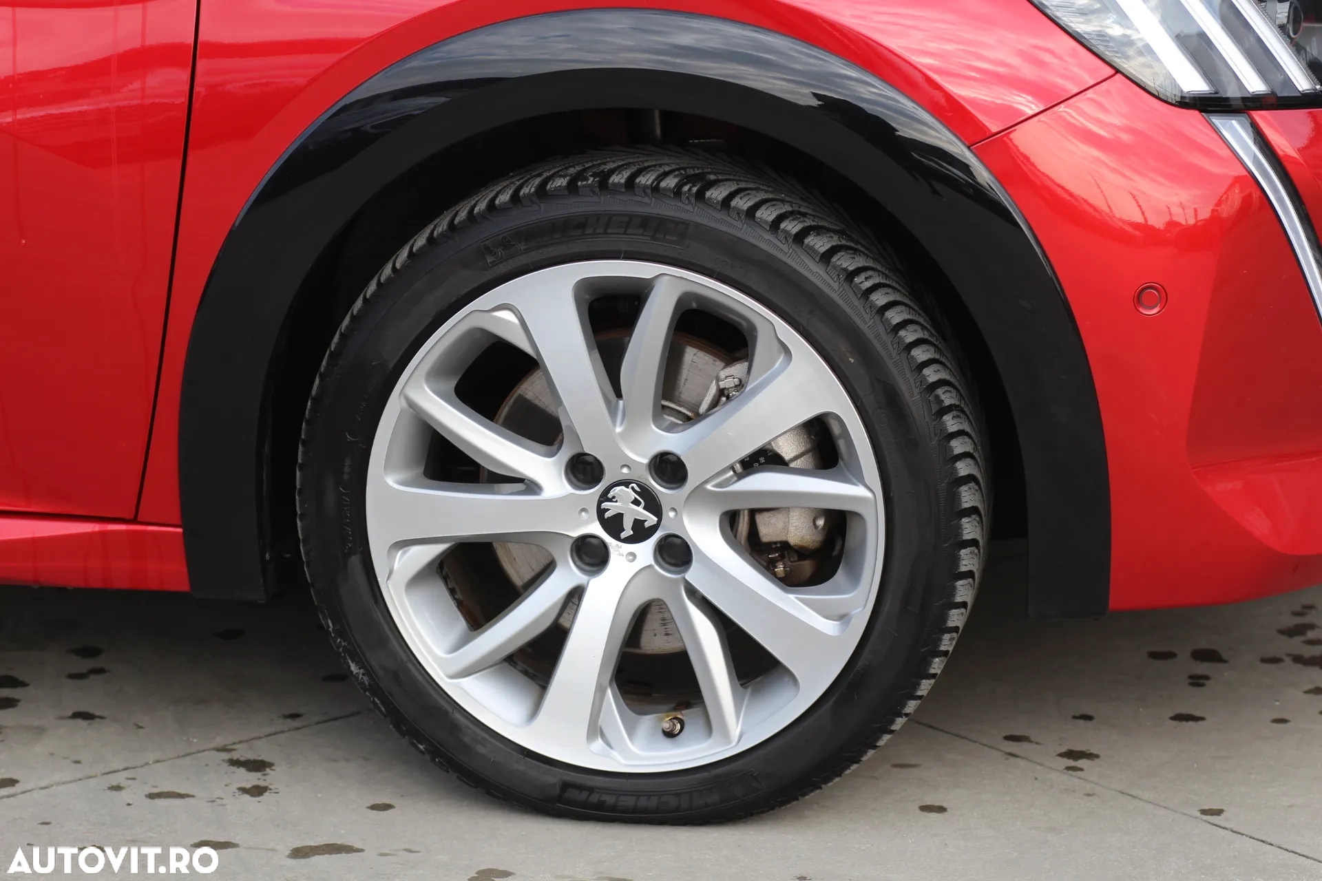 Peugeot 208 e-208 GT-Line - 27
