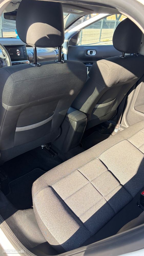 Citroën C4 Cactus 1.2 PureTech Feel EAT6 - 17