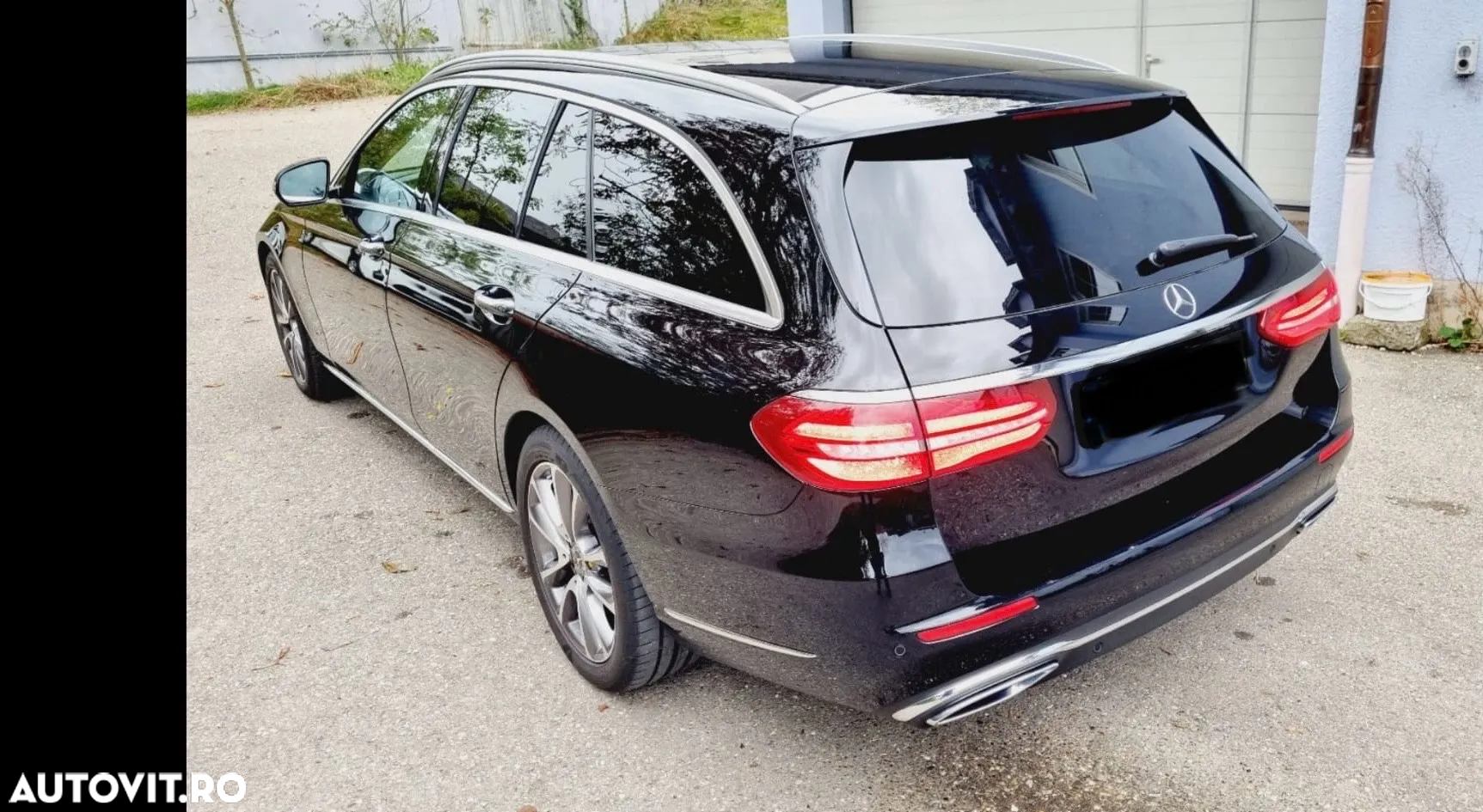 Mercedes-Benz E 220 d 9G-TRONIC Exclusive - 4