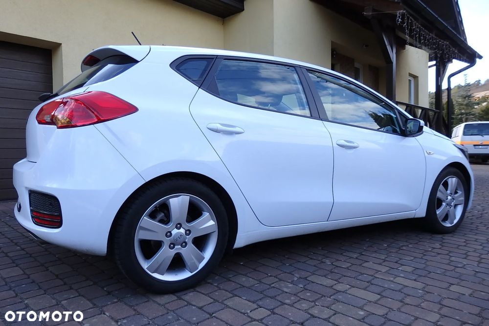 Kia Ceed - 3