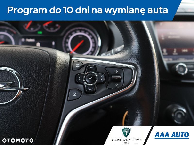 Opel Insignia - 20