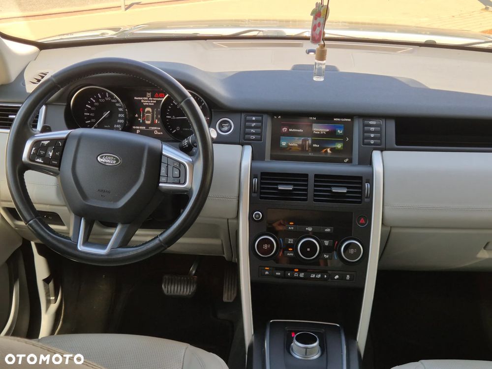 Land Rover Discovery Sport - 18