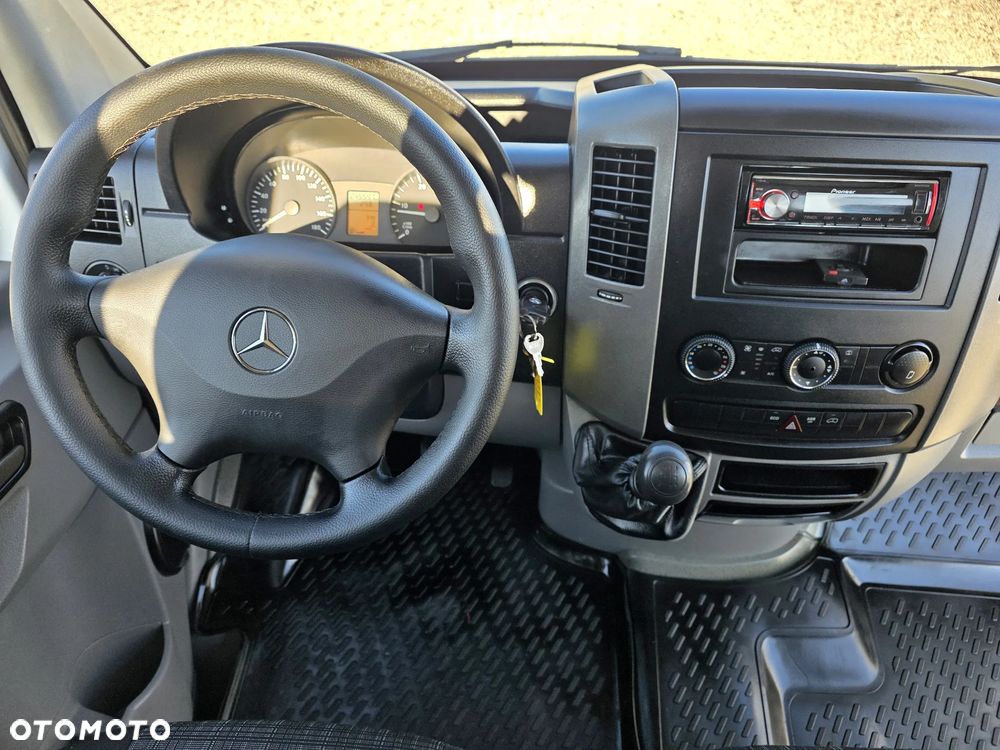 Mercedes-Benz SPRINTER 316 2,2 CDI 163 KONNA SKRZYNIA 4,2M KLIMA WEBASTO KAMERA GWARANCJA - 25