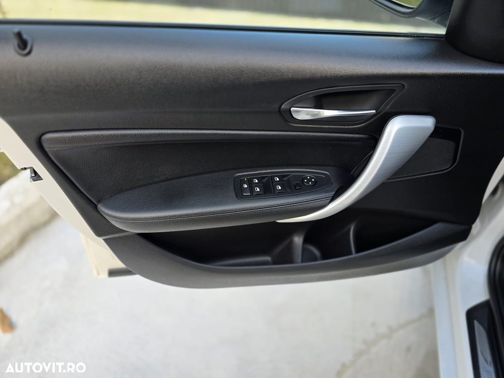 BMW Seria 1 116d EfficientDynamics Edition Sport Line - 18