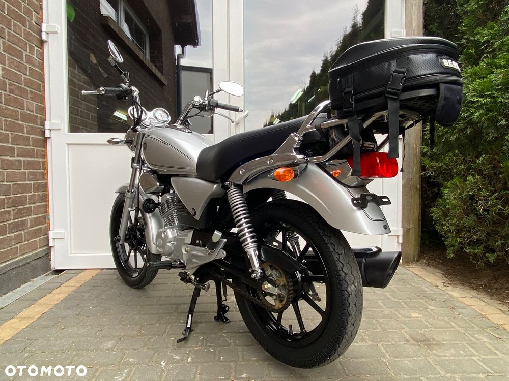 Yamaha YBR - 29