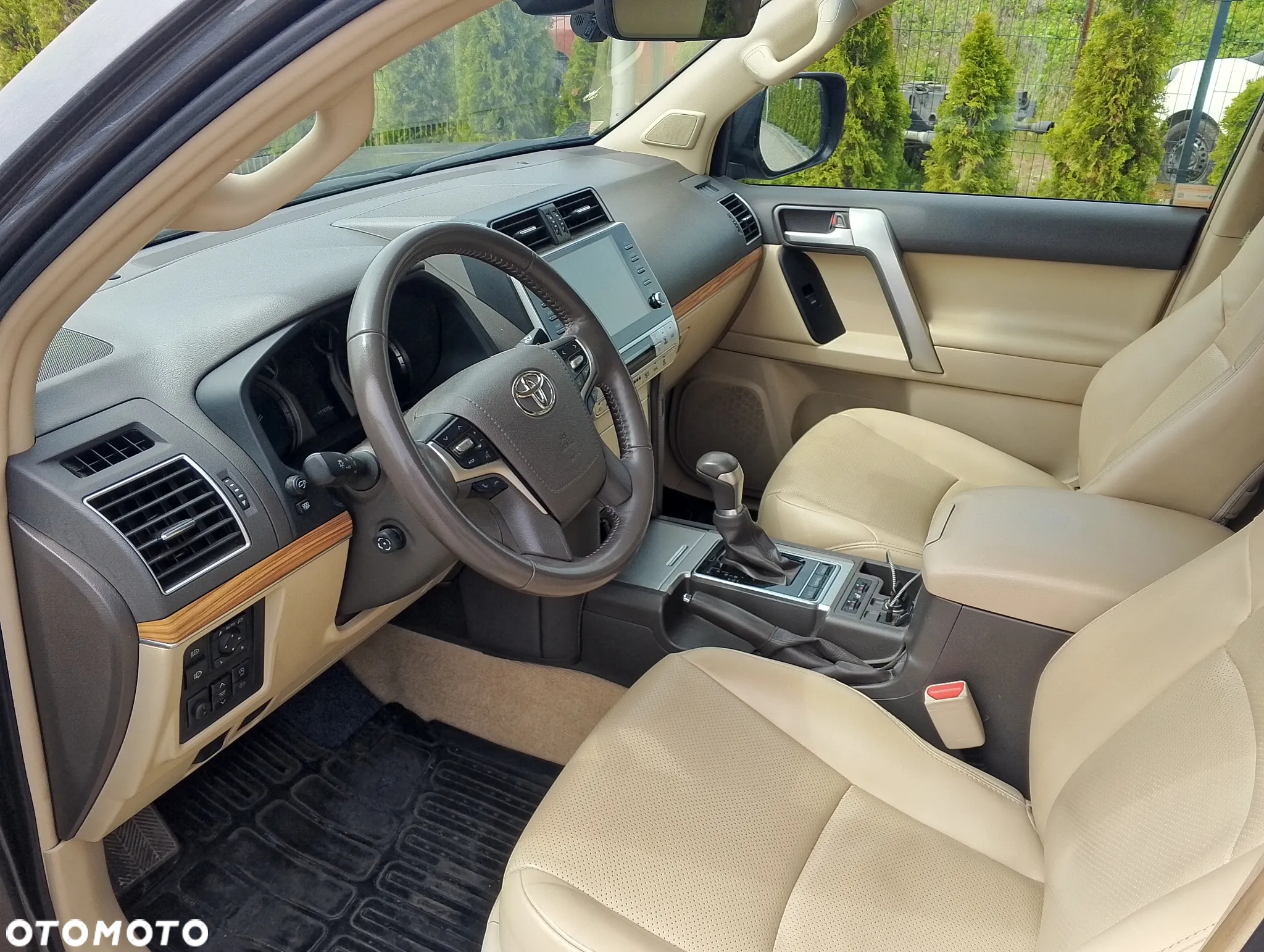 Toyota Land Cruiser LC 2.8 D-4D Prestige - 11