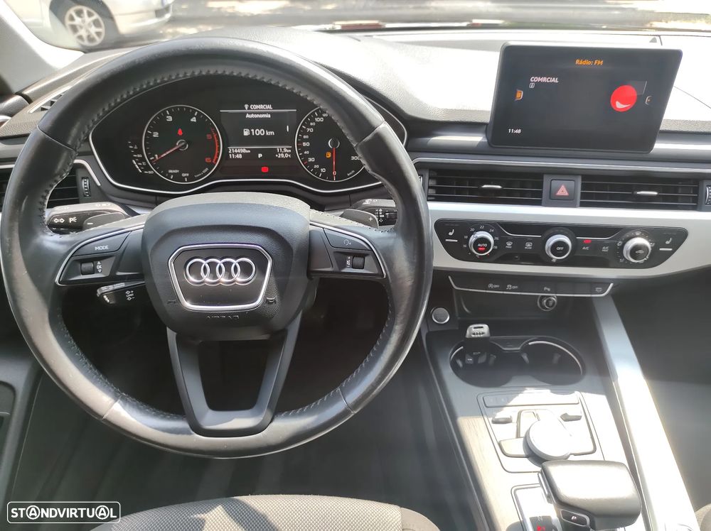 Audi A4 2.0 TDI S tronic design - 22