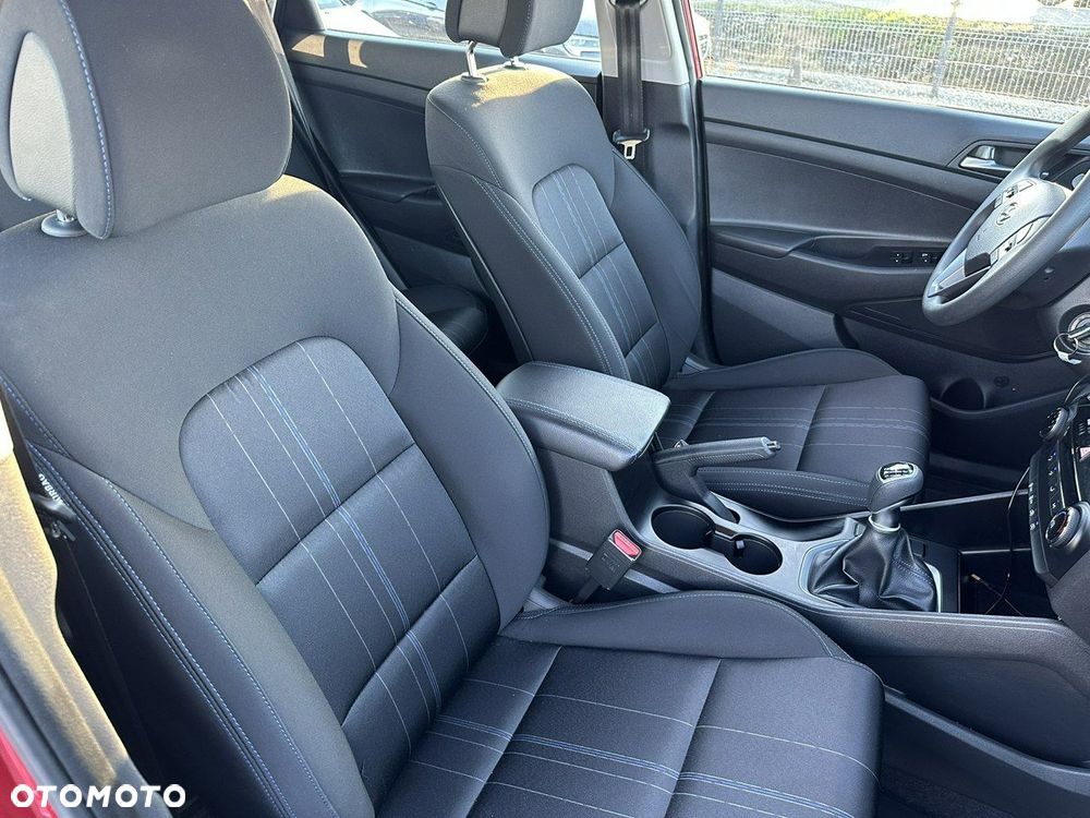 Hyundai Tucson 1.6 GDi 2WD Pure - 29