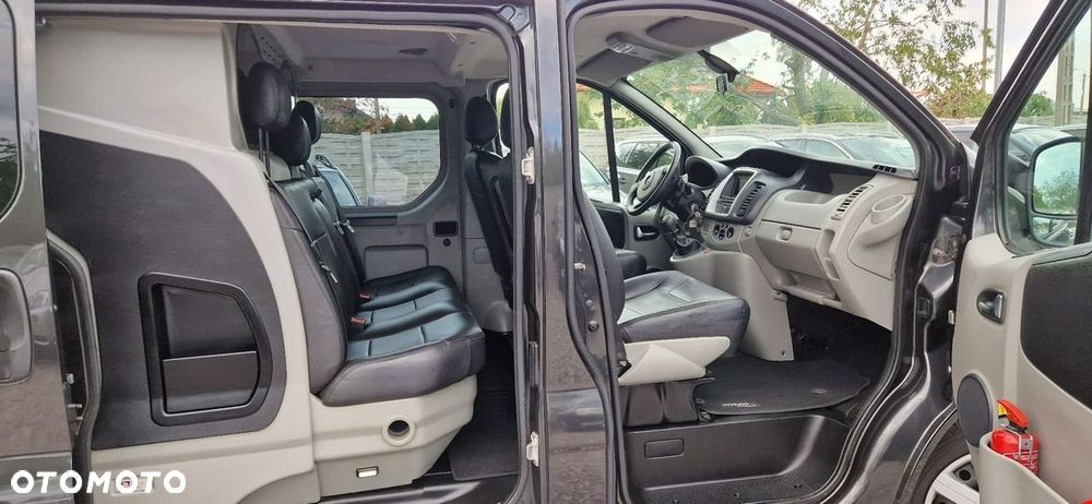 Opel Vivaro - 17