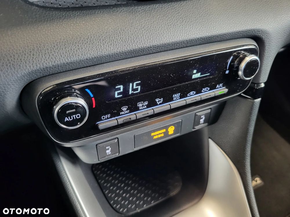 Mazda 2 Hybrid 1.5 Centre Line CVT - 10