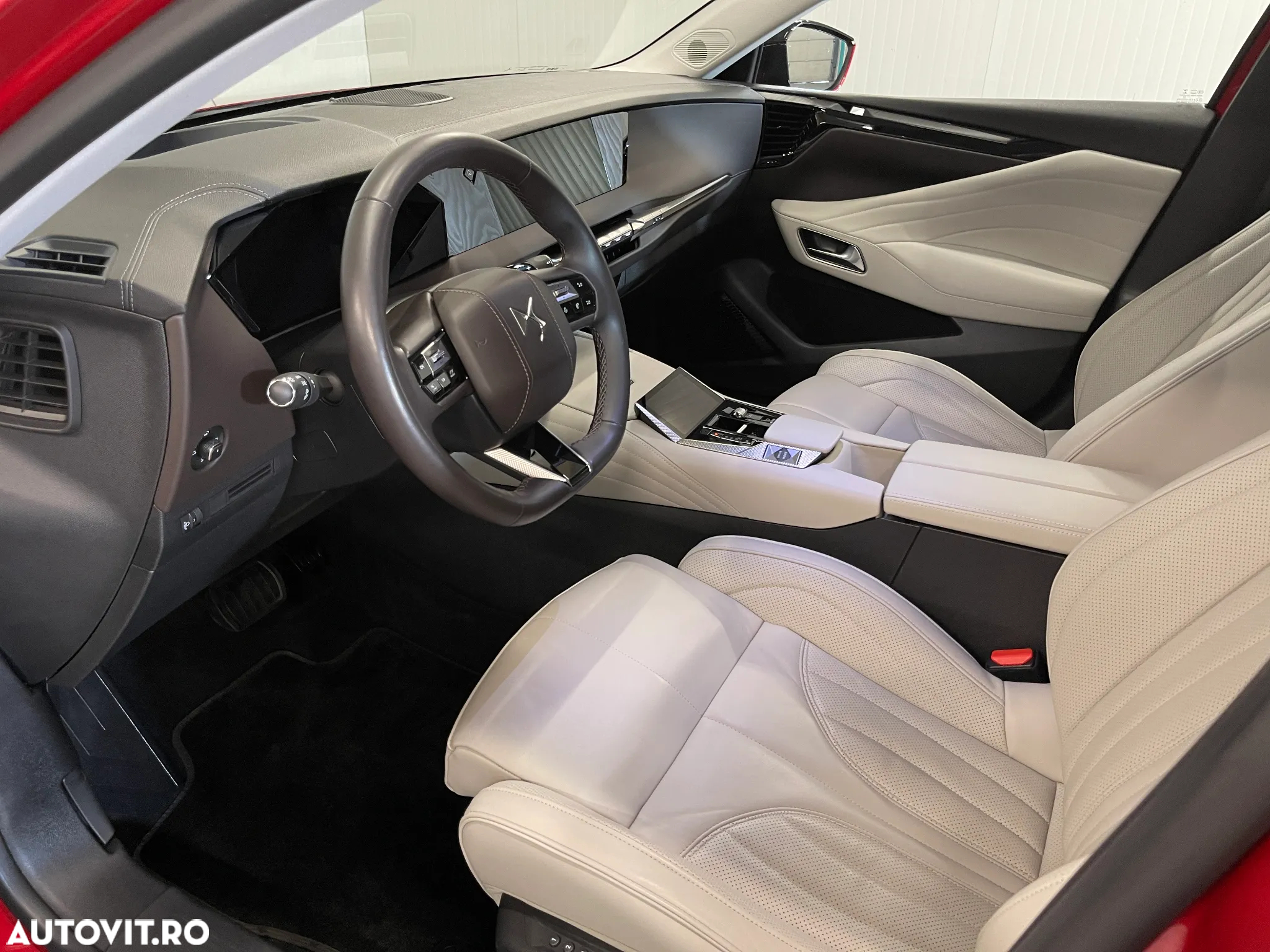 DS Automobiles DS 4 DS4 1.5 BlueHDi 130 S&S EAT8 TROCADERO - 6