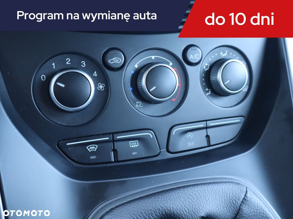 Ford Kuga - 18