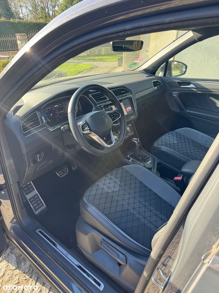 Volkswagen Tiguan 2.0 TDI SCR 4Mot R-Line DSG - 9