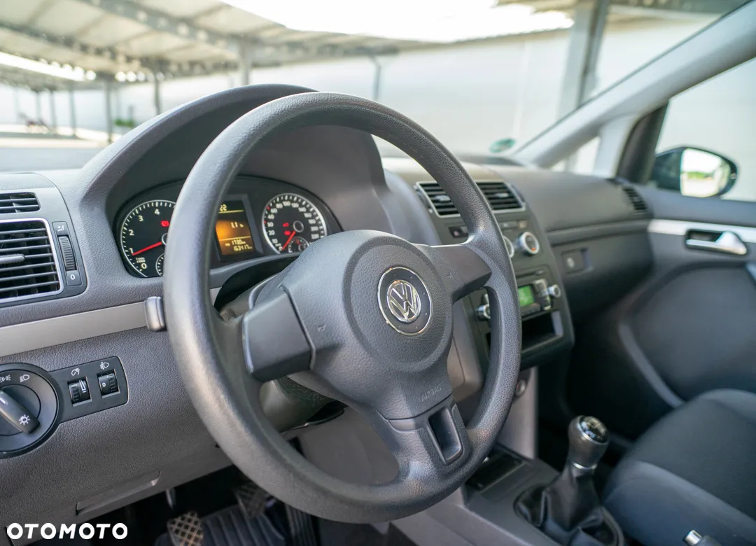 Volkswagen Touran 1.2 TSI BlueMot Trendline - 25