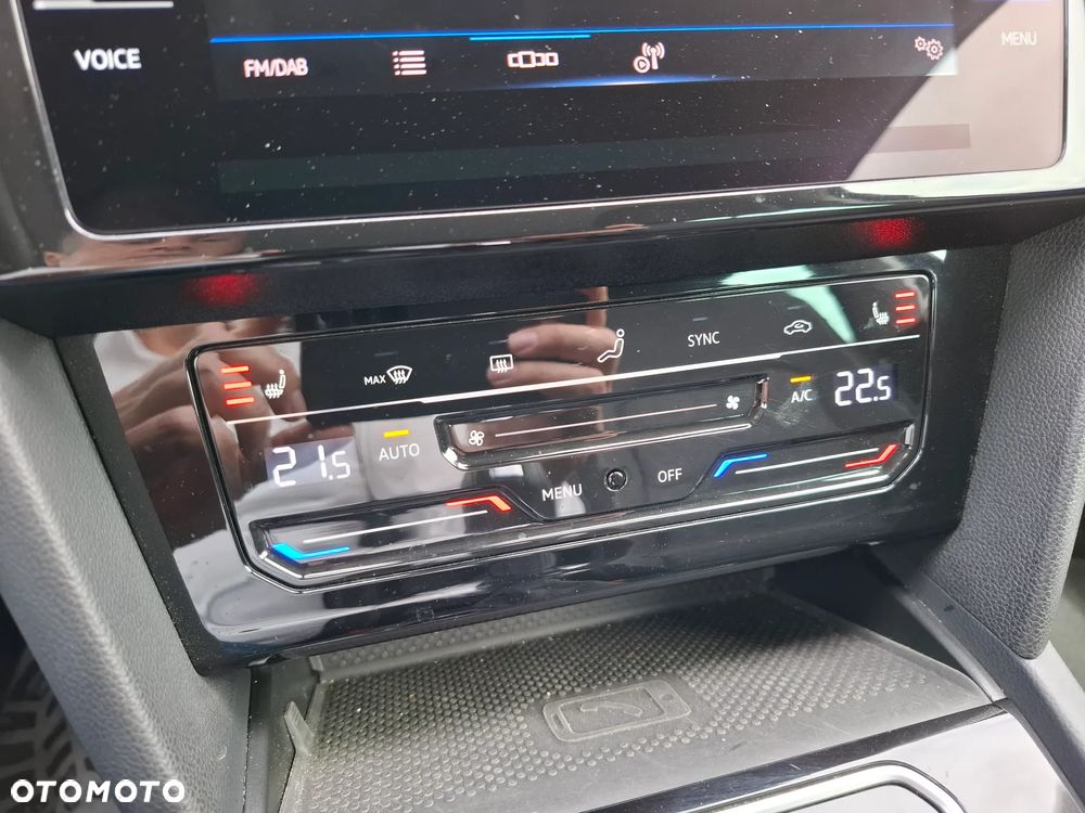 Volkswagen Passat Variant 2.0 TDI EVO Business DSG - 25