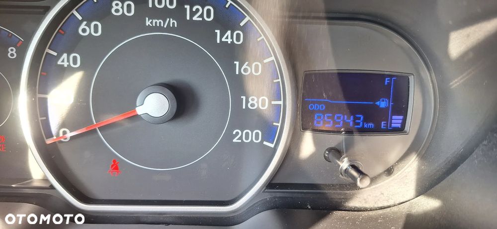 Hyundai i10 - 12
