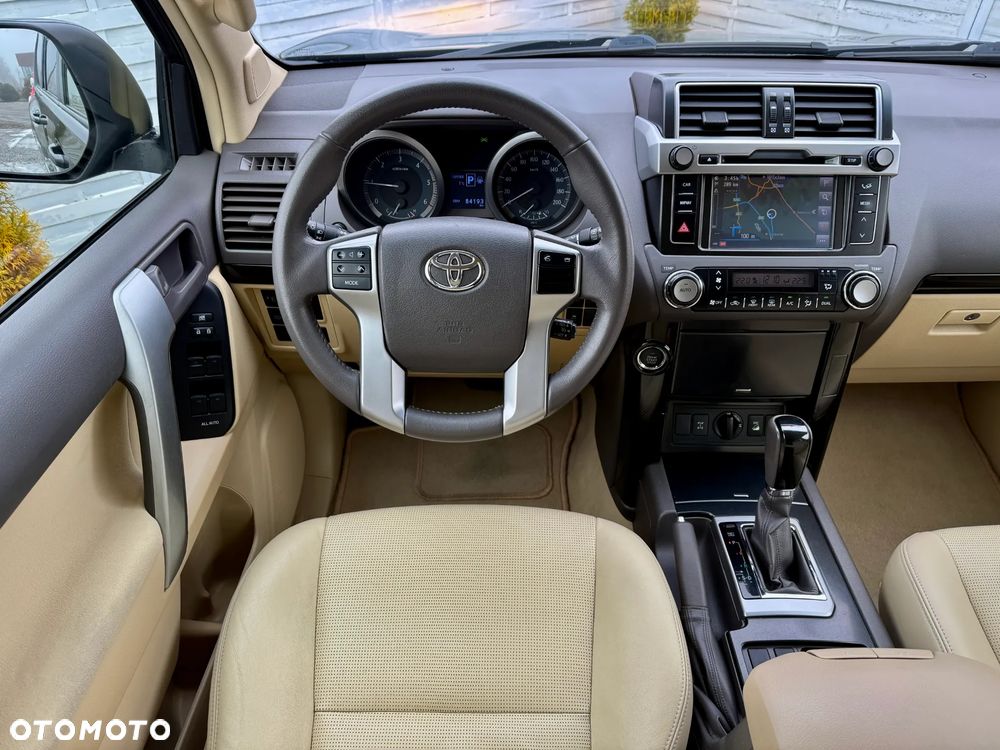 Toyota Land Cruiser LC 2.8 D-4D Premium - 6