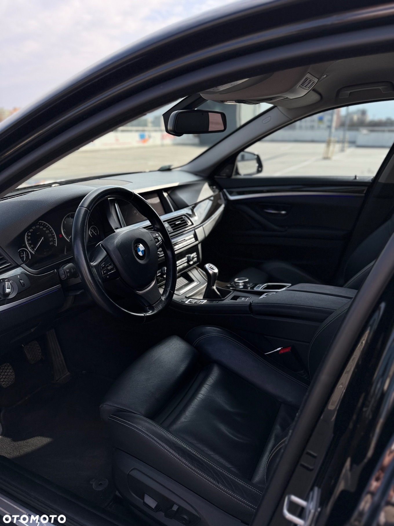 BMW Seria 5 520d Luxury Line - 17