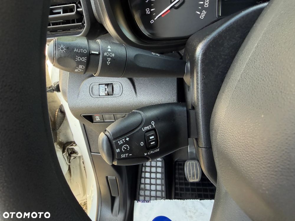 Citroën BERLINGO - 26