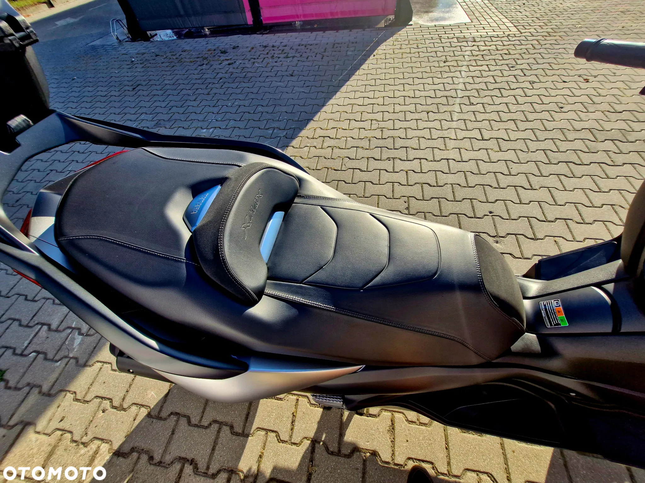 Yamaha X-max - 16