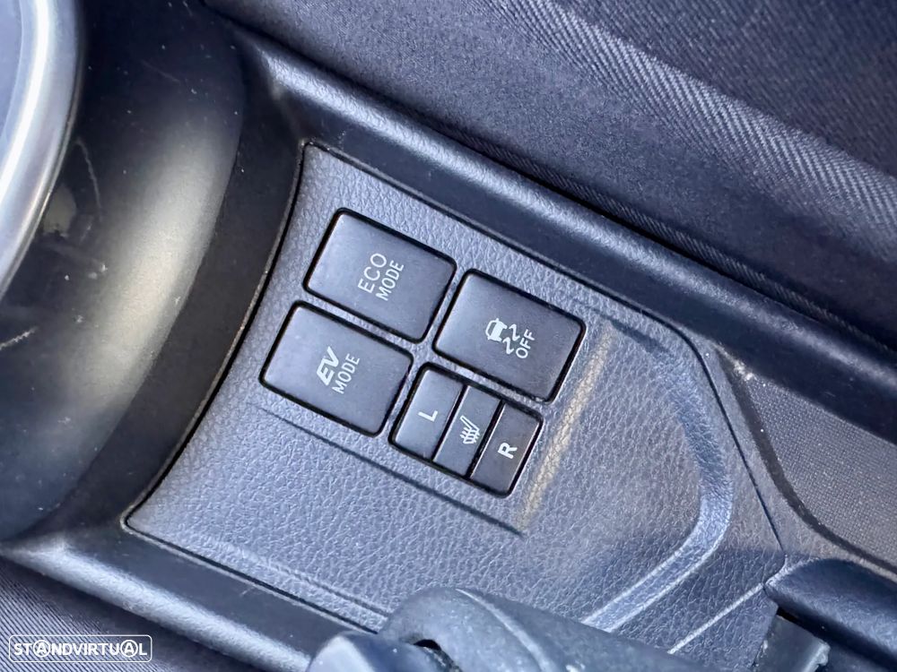 Toyota Yaris 1.5 HSD Sport+Navi - 15