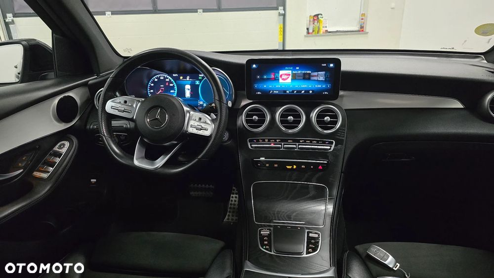 Mercedes-Benz GLC 220 d 4Matic 9G-TRONIC AMG Line Plus - 15