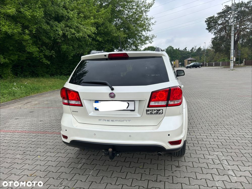 Fiat Freemont 2.0 Multijet 16V DPF Automatik Allrad Black Code - 19
