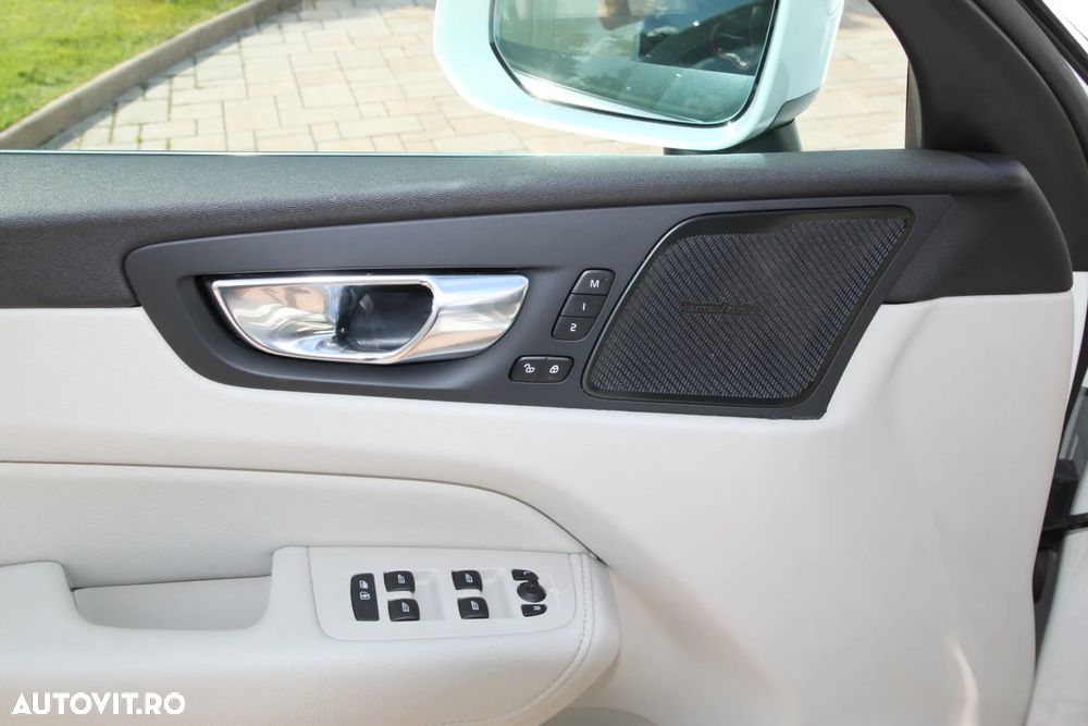 VOLVO XC60 2021 — imagine 16