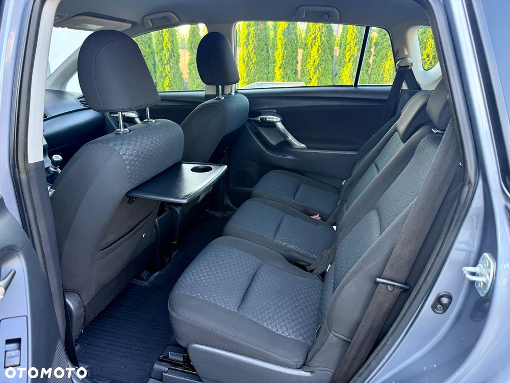 Toyota Verso - 16