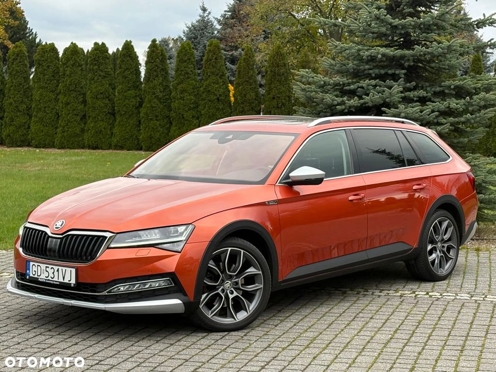 Skoda Superb 2.0 TDI SCR 4x4 Scout DSG - 2