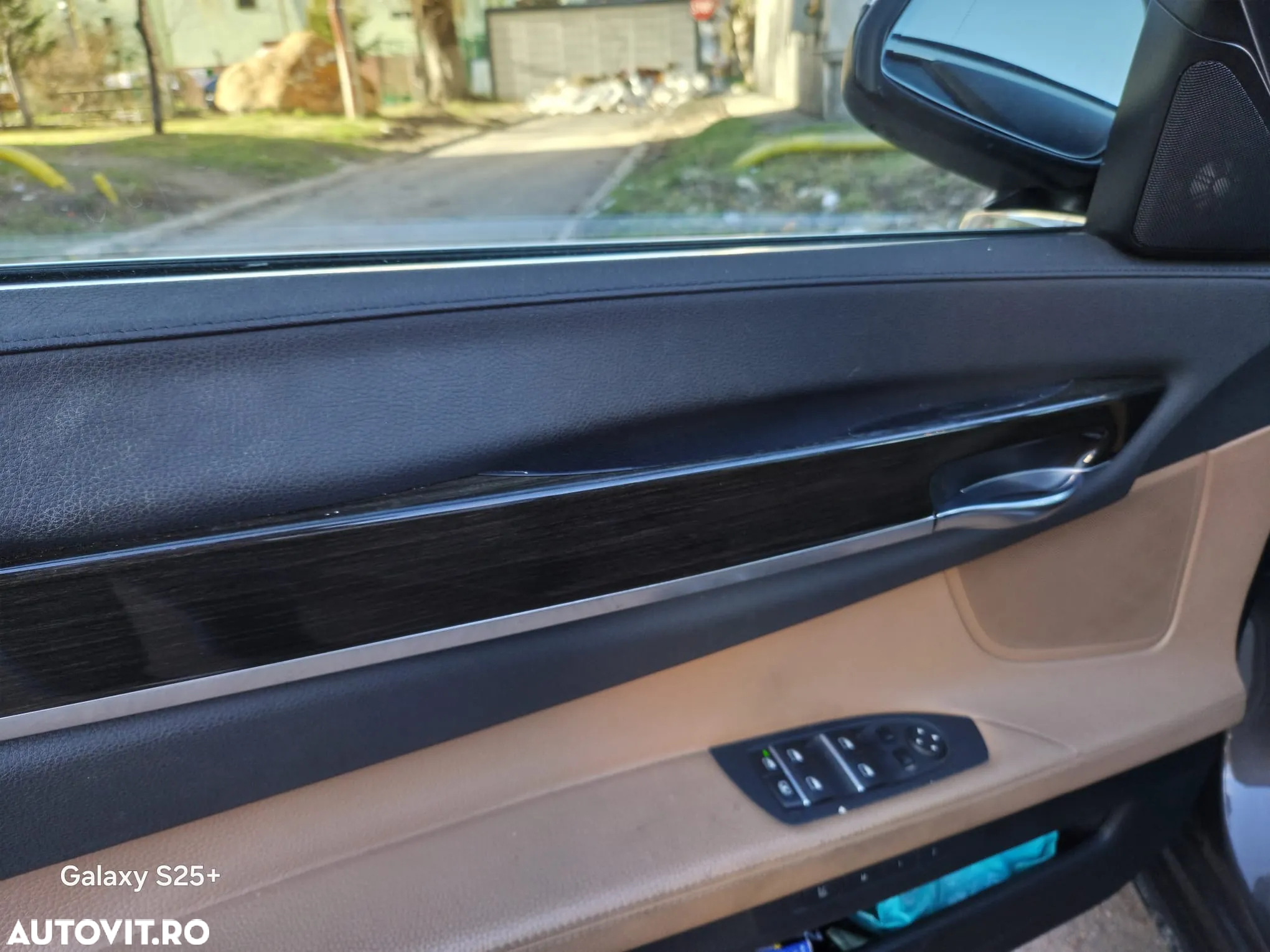 BMW Seria 7 740d xDrive - 14