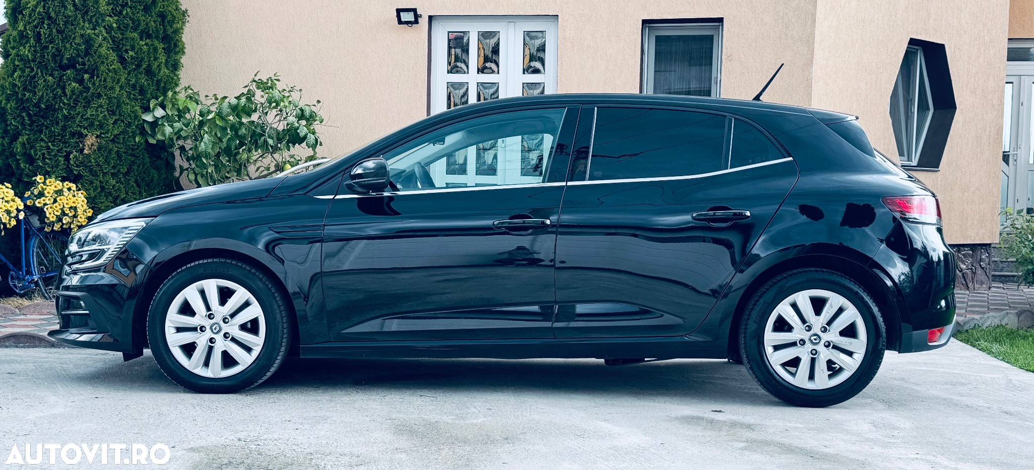 Renault Megane Blue dCi 116 Intens - 13