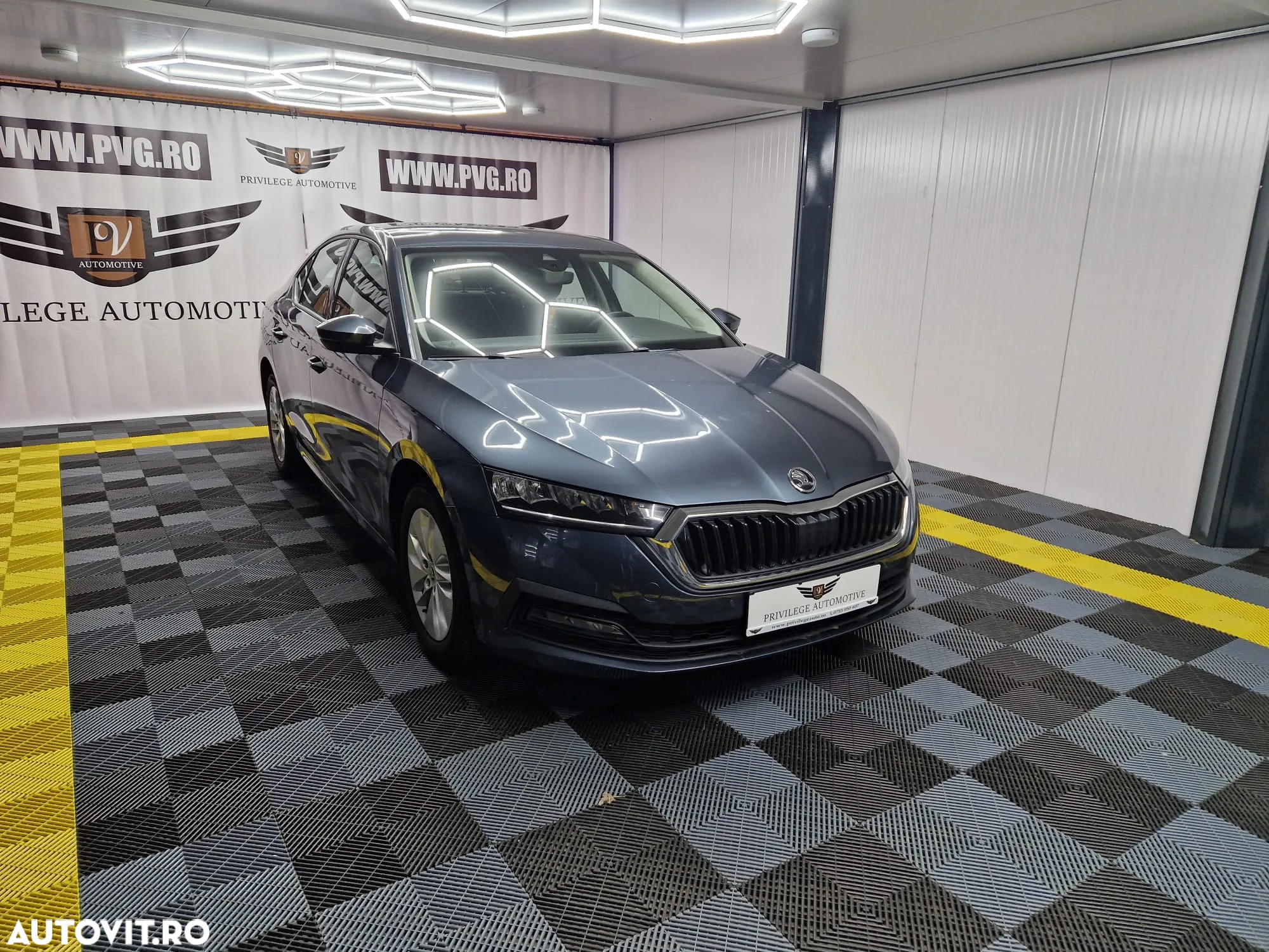 Skoda Octavia 2.0 TDI Ambition - 3