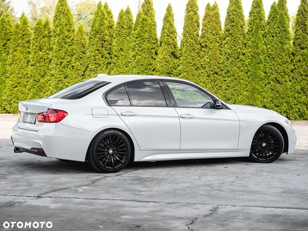 BMW Seria 3 328i xDrive Sport-Aut Sport Line - 14