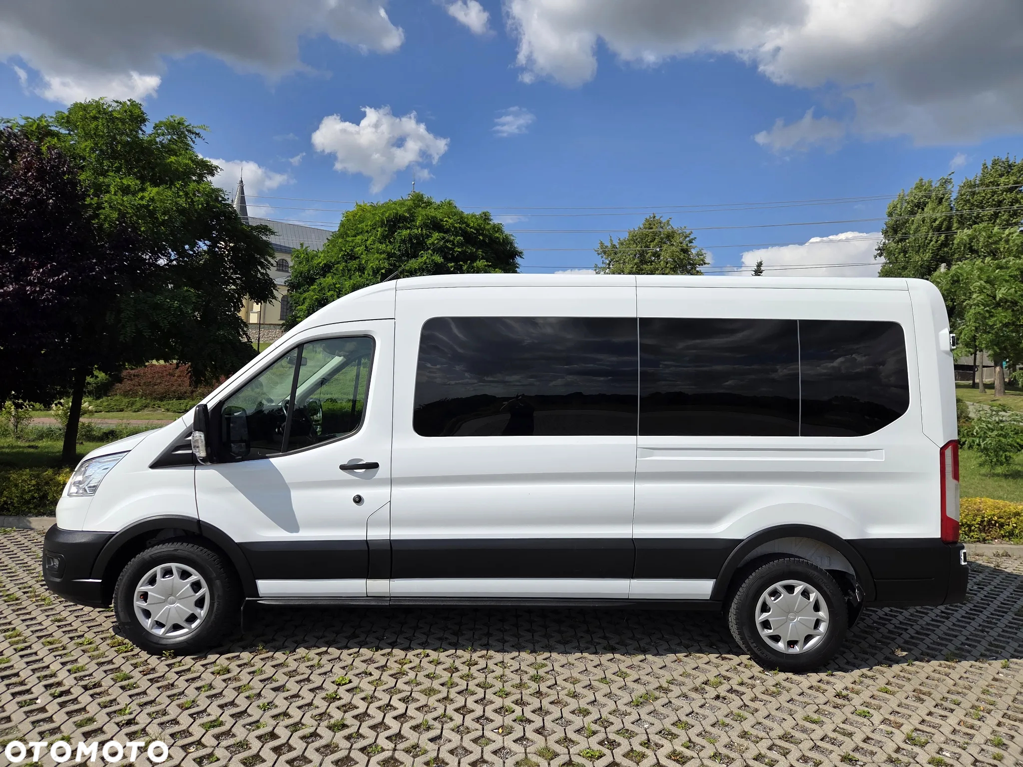 Ford Transit - 12