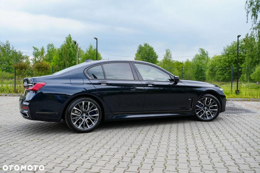 BMW Seria 7 740d xDrive mHEV - 3