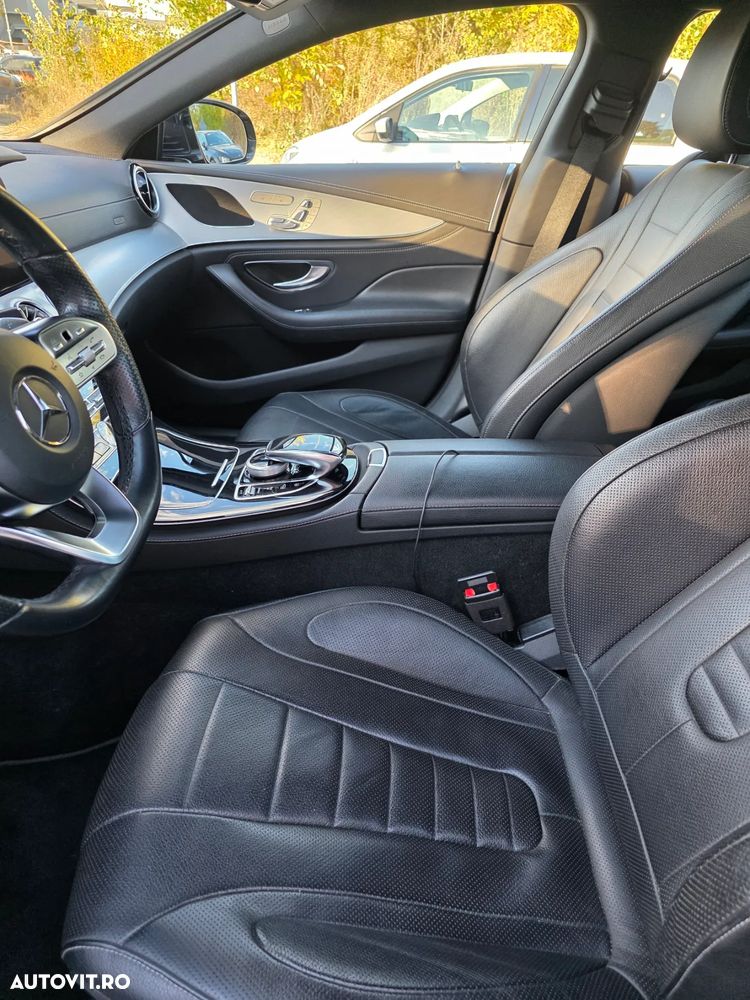 Mercedes-Benz CLS 300 d Aut - 11
