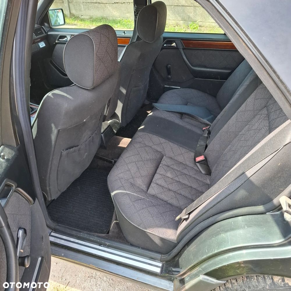 Mercedes-Benz Klasa E - 10