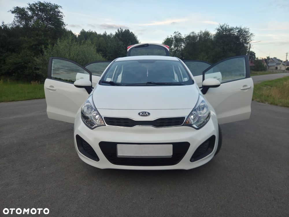 Kia Rio 1.2 Attract - 21