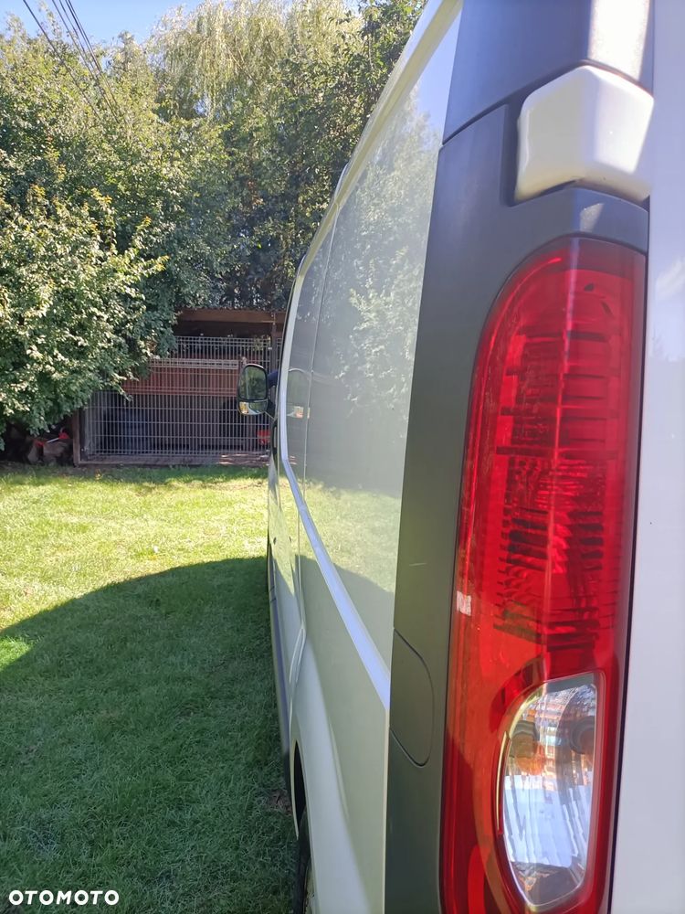 Opel Vivaro - 20