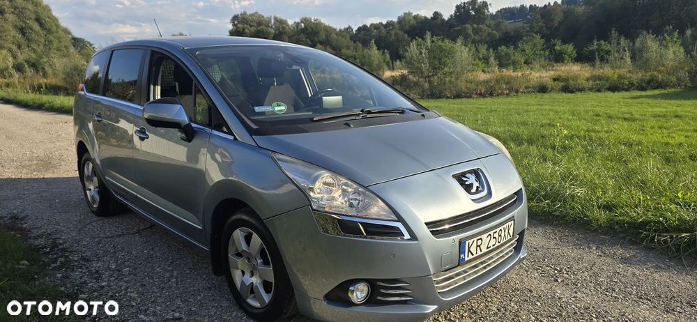 Peugeot 5008 1.6 HDi Premium - 1