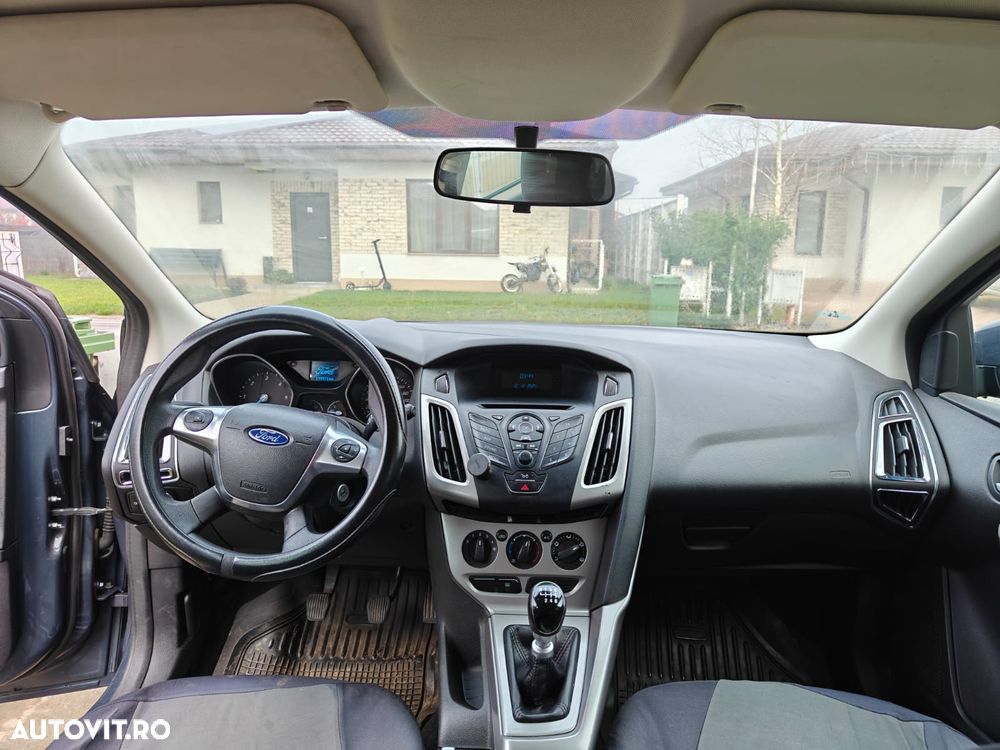 Ford Focus Turnier 1.6 TDCi DPF Trend - 17