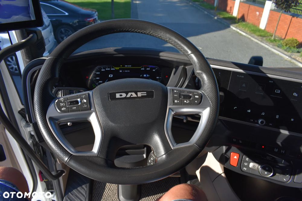 DAF XG480 //KLIMA POSTOJOWA X2 // ACC // PCC // ZABUDOWY // FULL LED // 2X FOTEL PNEUMATYCZNY // PREMIUM DAF AUDIO // - 33