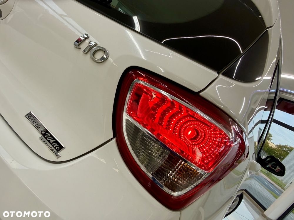 Hyundai i10 1.0 BlueDrive Premium - 24